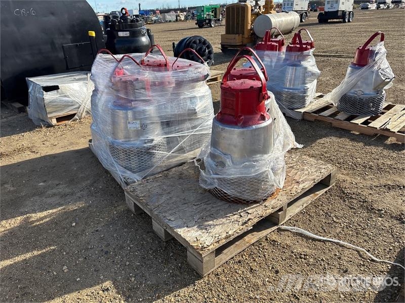 Flygt of (6) Flygt Submersible Water Pump (Inoperable) مكونات أخرى