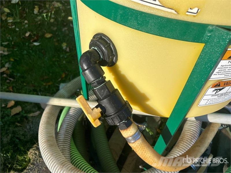  Focus Industries Ltd. Handler I 14 gal Chemical Ha Ostale poljoprivredne mašine