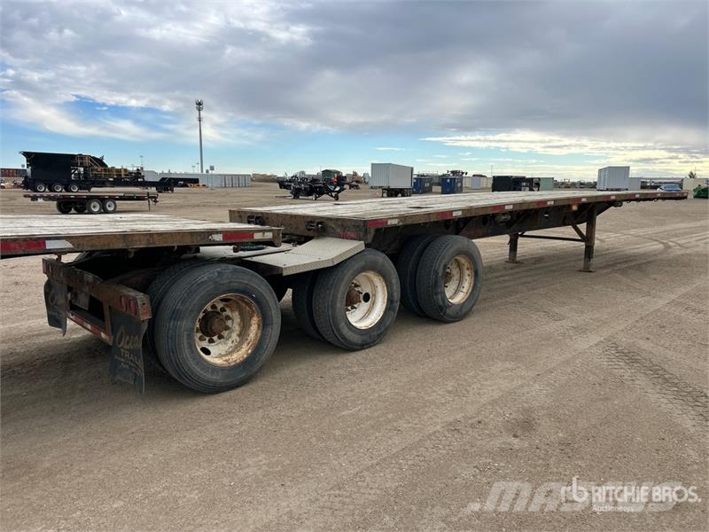 Fontaine 32 ft Super B-Train Flatbed Trailer Remorque ridelle