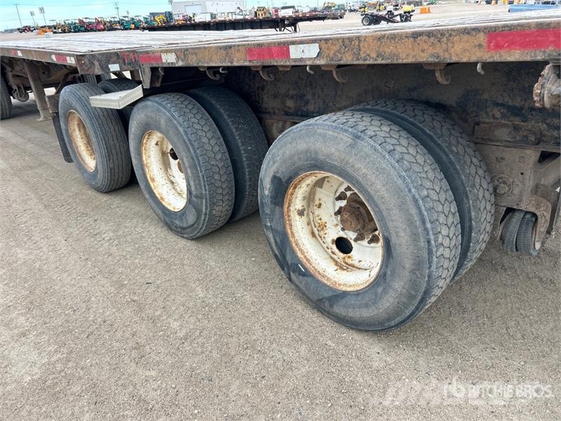Fontaine 32 ft Tri/A Super B-Train Lead Flatbed Trailer Plataforma plana/laterales abatibles