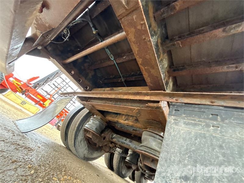 Fontaine 53 ft Tri/A Flatbed Trailer Platformas/izkraušana no sāniem
