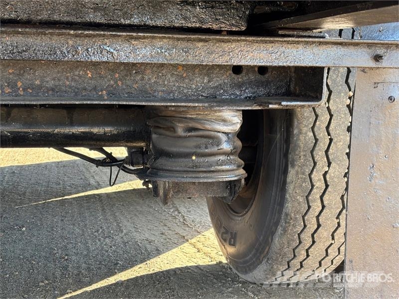 Fontaine 53 ft Tri/A Flatbed Trailer Platformos / Pakrovimas iš šono
