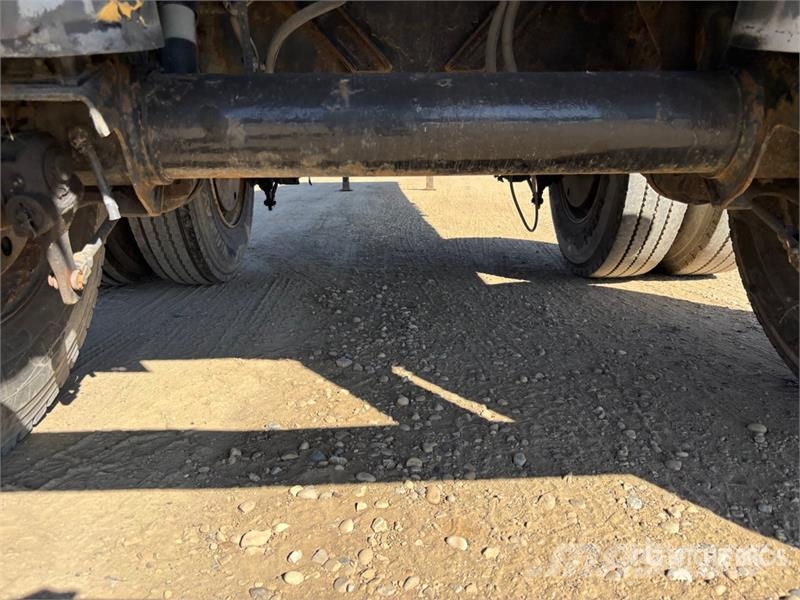 Fontaine HA1CF12FSA 48 ft T/A Spread Axle Flatbed Trailer Pick up/Prelata