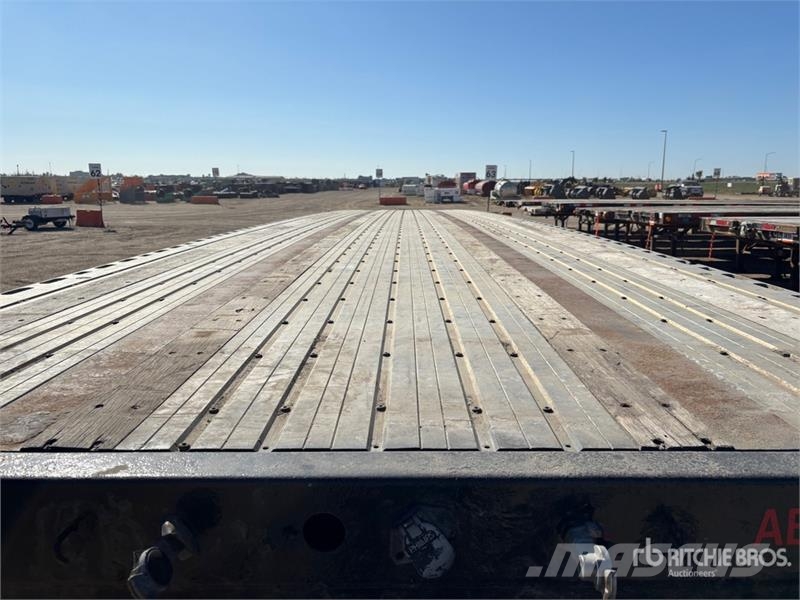 Fontaine HA1CF12FSA 48 ft T/A Spread Axle Flatbed Trailer Pick up/Prelata