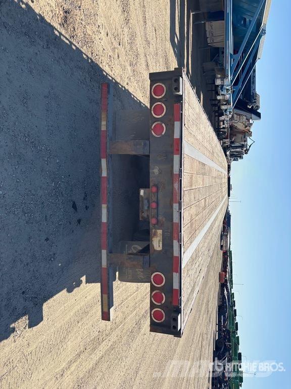 Fontaine HBVSF22TAS 53 ft Tri/A Flatbed Trailer Lavaperävaunut