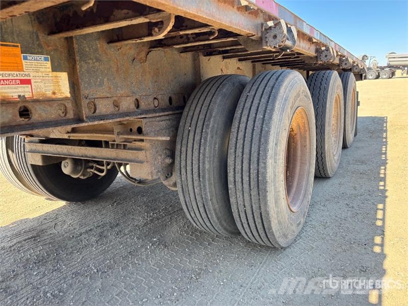 Fontaine HBVSF22TAS 53 ft Tri/A Flatbed Trailer Lavaperävaunut