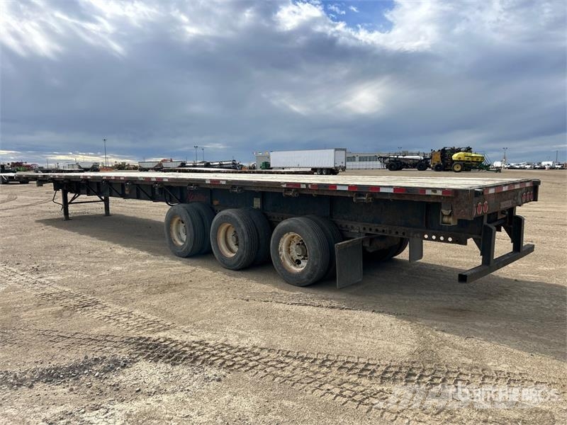 Fontaine Tri/A 53 ft - 73 ft Extendable Flatbed Trailer Plataforma plana/laterales abatibles
