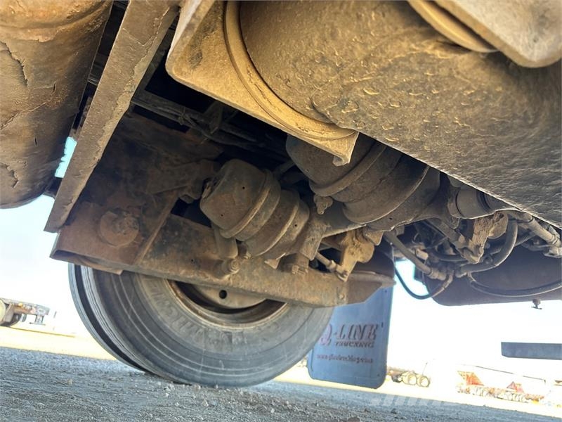 Fontaine Tri/A 53 ft - 73 ft Extendable Flatbed Trailer Прицепы-платформы/боковая разгрузка