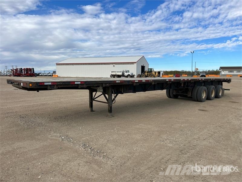 Fontaine Tri/A 53 ft - 73 ft Extendable Flatbed Trailer Plataforma plana/laterales abatibles