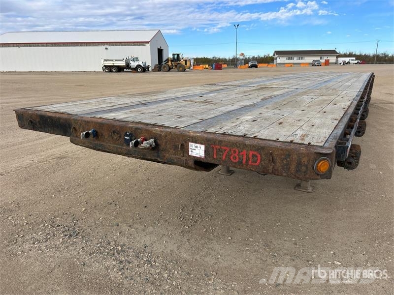 Fontaine Tri/A 53 ft - 73 ft Extendable Flatbed Trailer Plataforma plana/laterales abatibles
