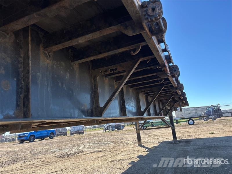 Fontaine Tri/A 53 ft - 73 ft Extendable Flatbed Trailer Прицепы-платформы/боковая разгрузка