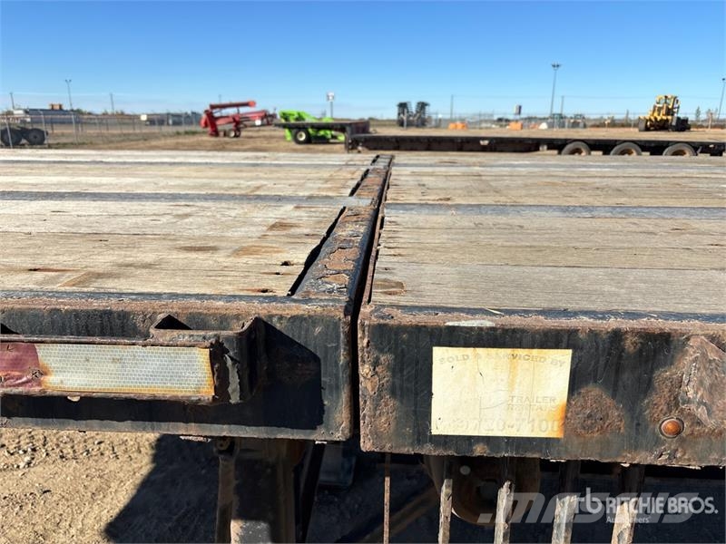 Fontaine Tri/A 53 ft - 73 ft Extendable Flatbed Trailer Прицепы-платформы/боковая разгрузка