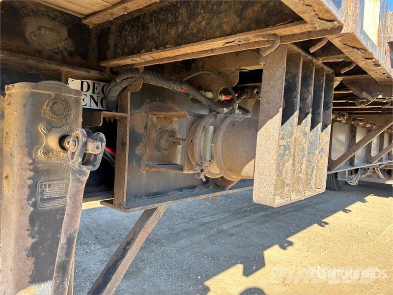 Fontaine Tri/A 53 ft - 73 ft Extendable Flatbed Trailer Прицепы-платформы/боковая разгрузка