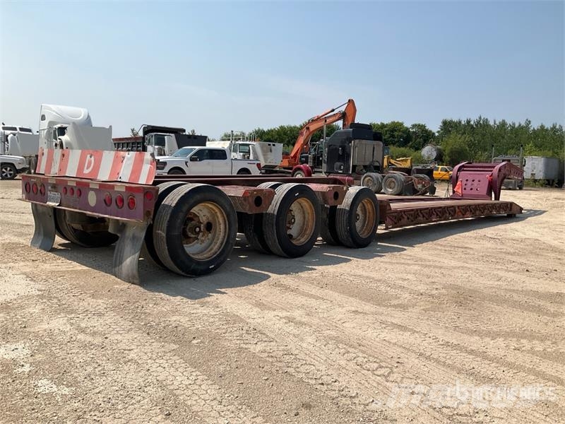 Fontaine Tri/A Removable Gooseneck Lowboy Trailer 低架裝載車