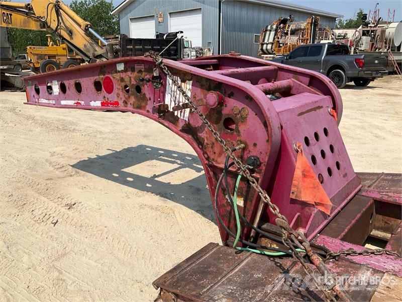 Fontaine Tri/A Removable Gooseneck Lowboy Trailer 低架裝載車