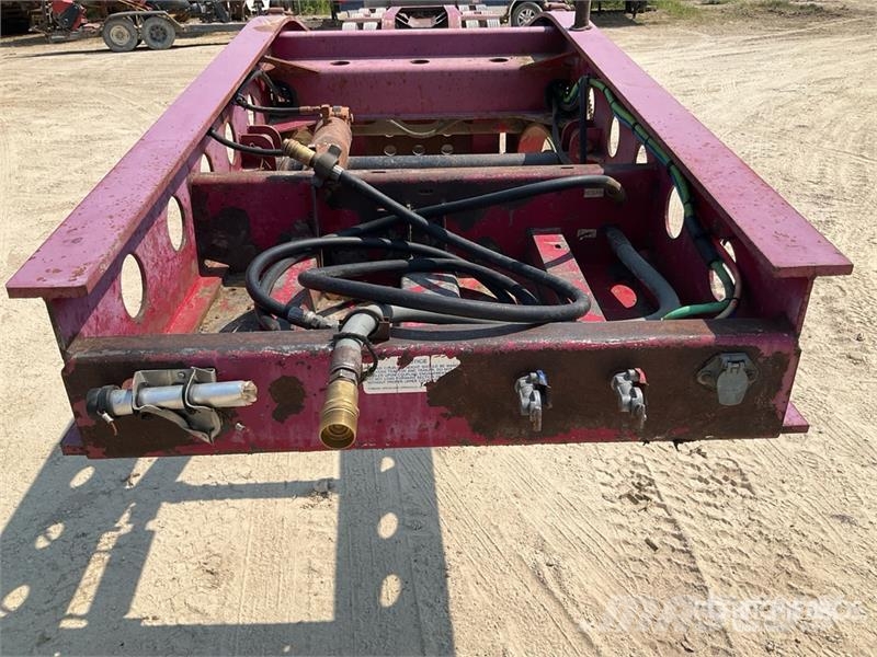 Fontaine Tri/A Removable Gooseneck Lowboy Trailer 低架裝載車