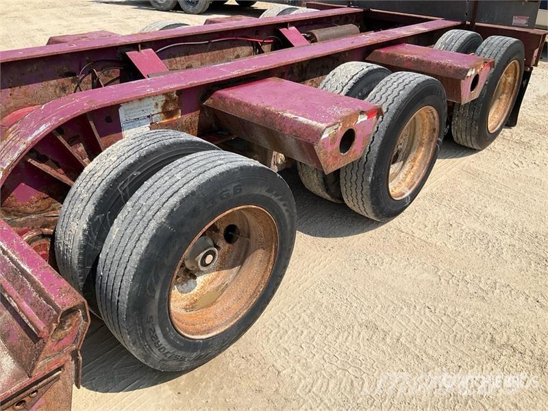 Fontaine Tri/A Removable Gooseneck Lowboy Trailer 低架裝載車
