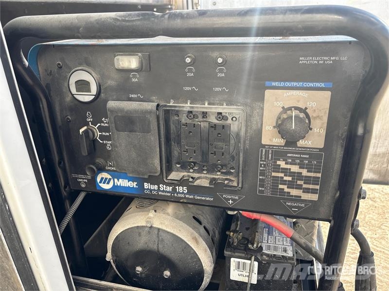 Ford 4x4 Crew Cab Service Truck Munitsipaalsõidukid