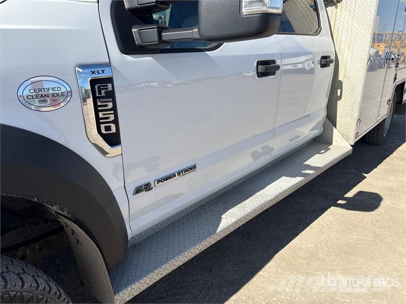 Ford 4x4 Crew Cab Service Truck Munitsipaalsõidukid