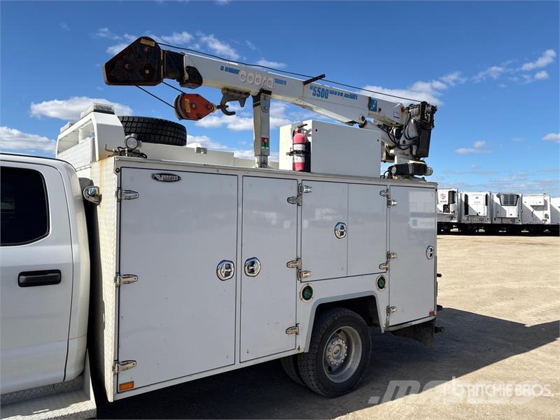 Ford 4x4 Crew Cab Service Truck Munitsipaalsõidukid