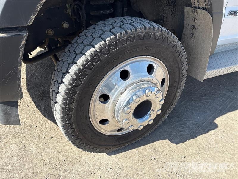 Ford 4x4 Crew Cab Service Truck Munitsipaalsõidukid