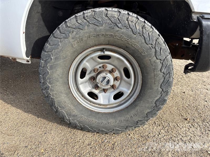 Ford 4x4 Crew Cab Utility Truck Pickup/Pritschenwagen