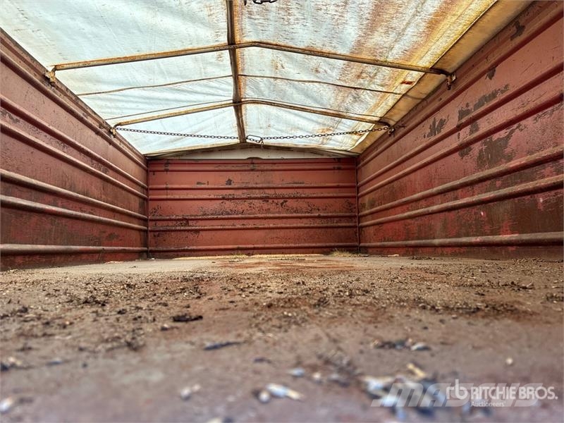 Ford 600 4x2 Grain Truck Vilja-autot