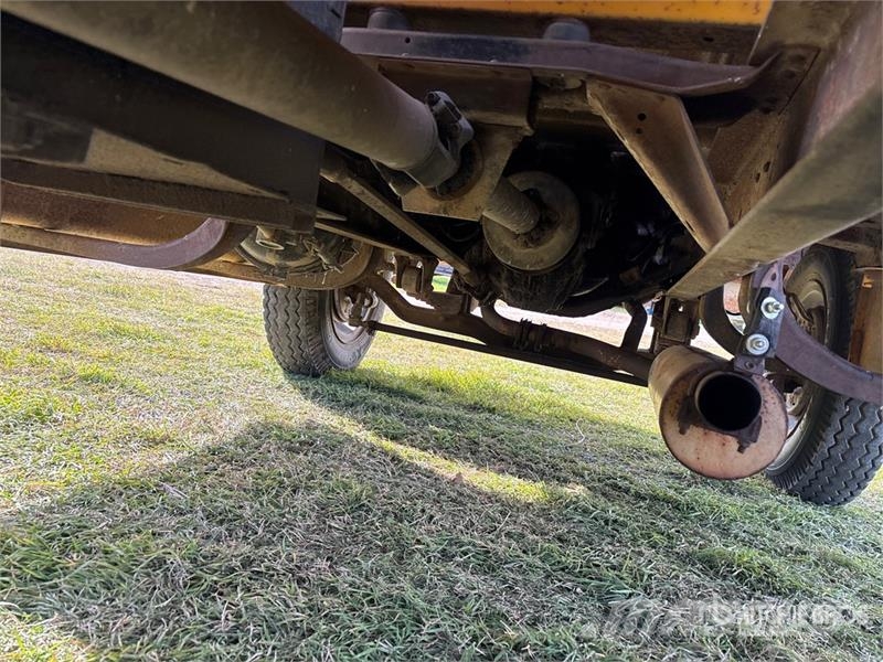 Ford 600 4x2 Grain Truck Vilja-autot