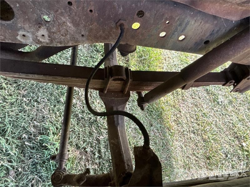 Ford 600 4x2 Grain Truck Vilja-autot