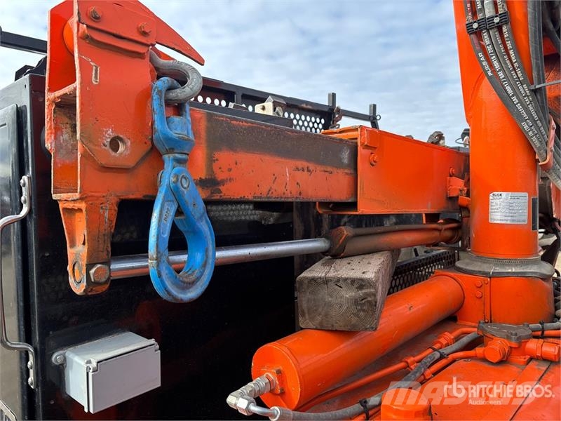 Ford 650A 7720 lb Knuckle Boom on Ford F-450SD 4x4 Boom Kranbil
