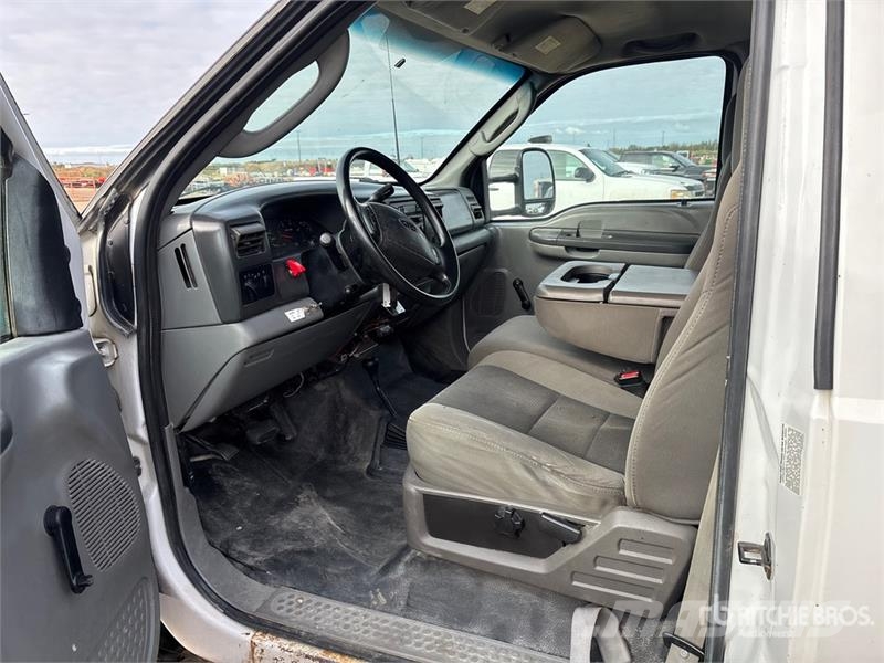 Ford 650A 7720 lb Knuckle Boom on Ford F-450SD 4x4 Boom Kranbil