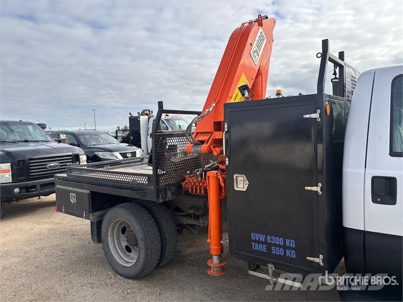 Ford 650A 7720 lb Knuckle Boom on Ford F-450SD 4x4 Boom Kranbil