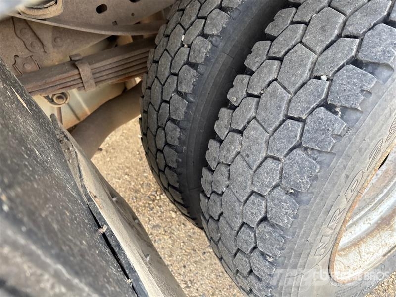 Ford 650A 7720 lb Knuckle Boom on Ford F-450SD 4x4 Boom Kranbil