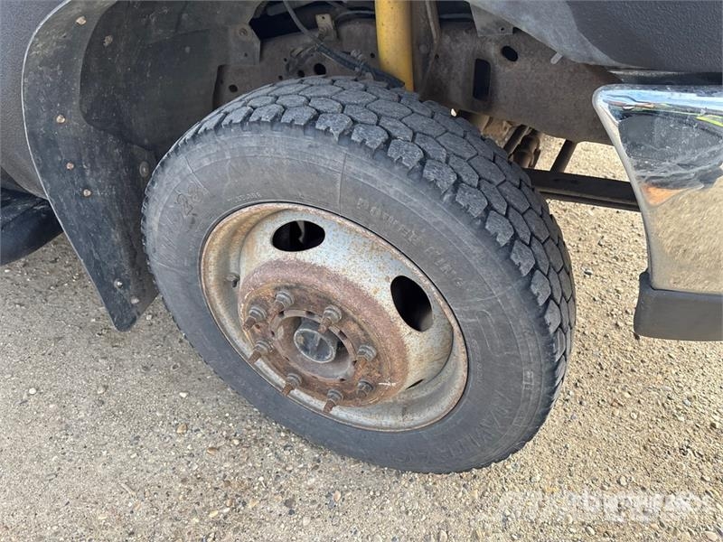 Ford 650A 7720 lb Knuckle Boom on Ford F-450SD 4x4 Boom Kranbil