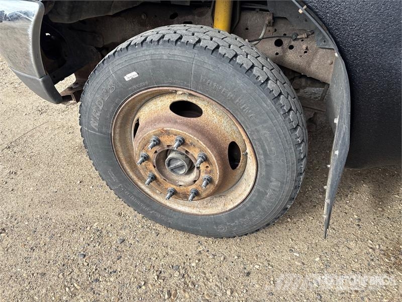 Ford 650A 7720 lb Knuckle Boom on Ford F-450SD 4x4 Boom Kranbil