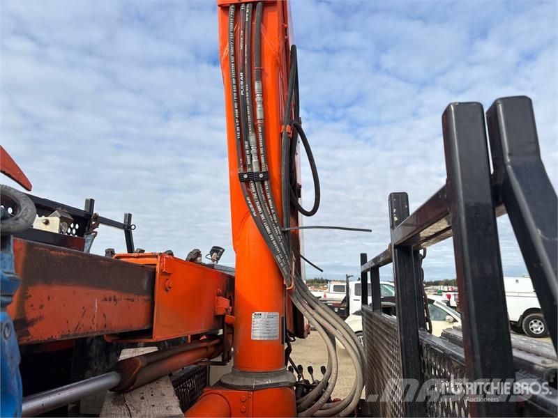Ford 650A 7720 lb Knuckle Boom on Ford F-450SD 4x4 Boom Kranbil