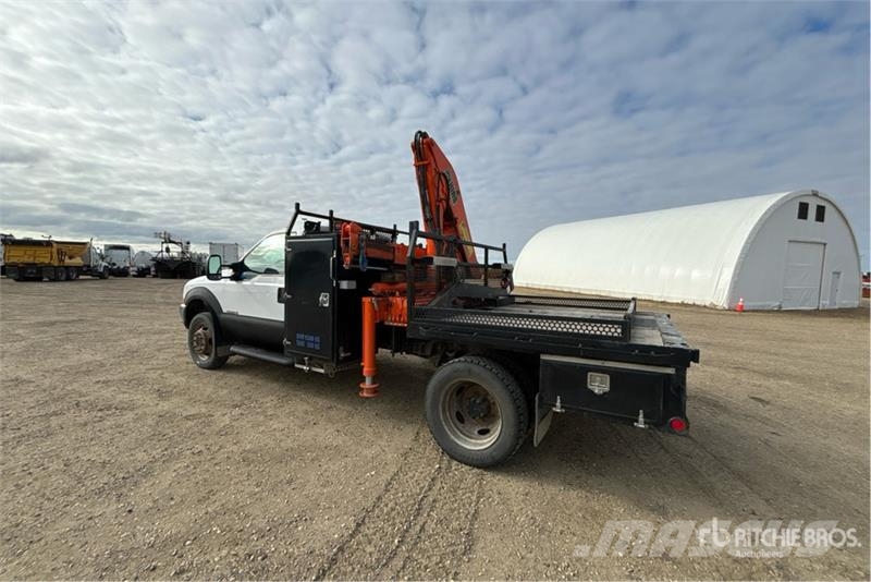 Ford 650A 7720 lb Knuckle Boom on Ford F-450SD 4x4 Boom Kranbil