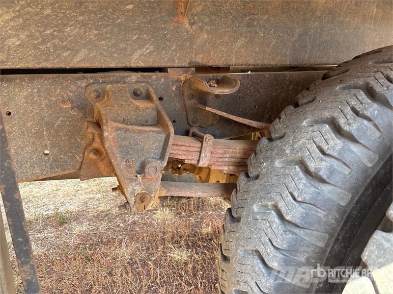 Ford 700 4x2 Grain Truck 农用/粮食运输车