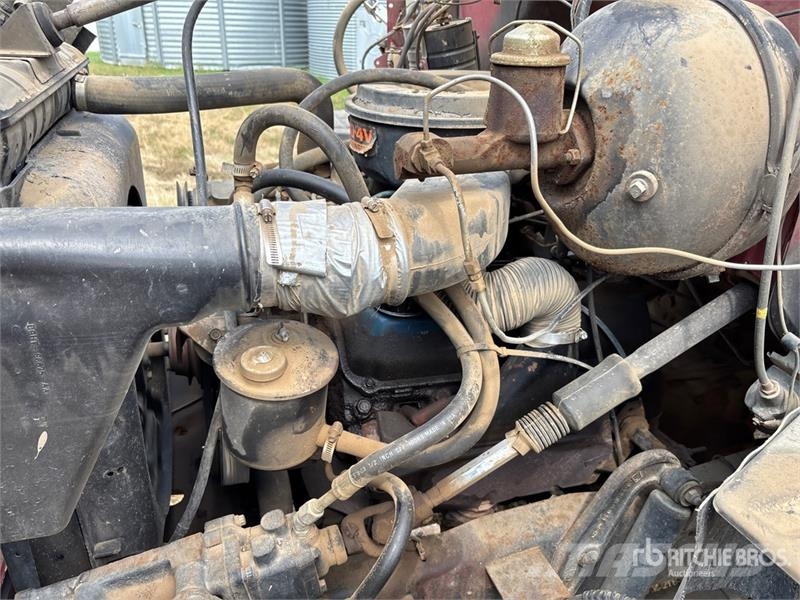 Ford 700 4x2 Grain Truck 农用/粮食运输车
