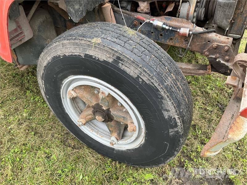 Ford 750 6x4 Grain Truck Farm / grain trucks