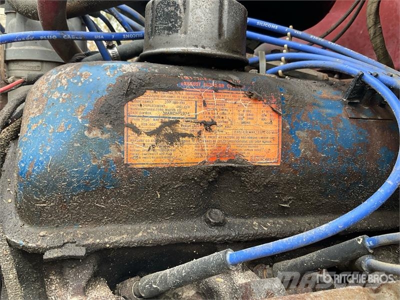 Ford 750 6x4 Grain Truck Farm / grain trucks