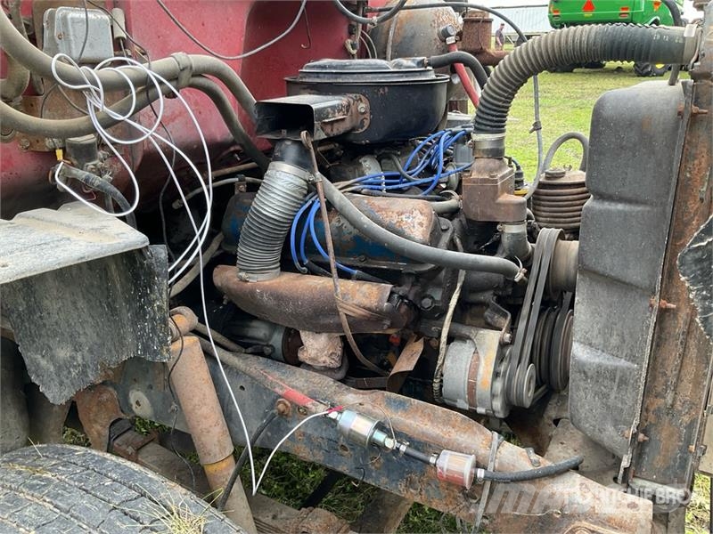 Ford 750 6x4 Grain Truck Farm / grain trucks