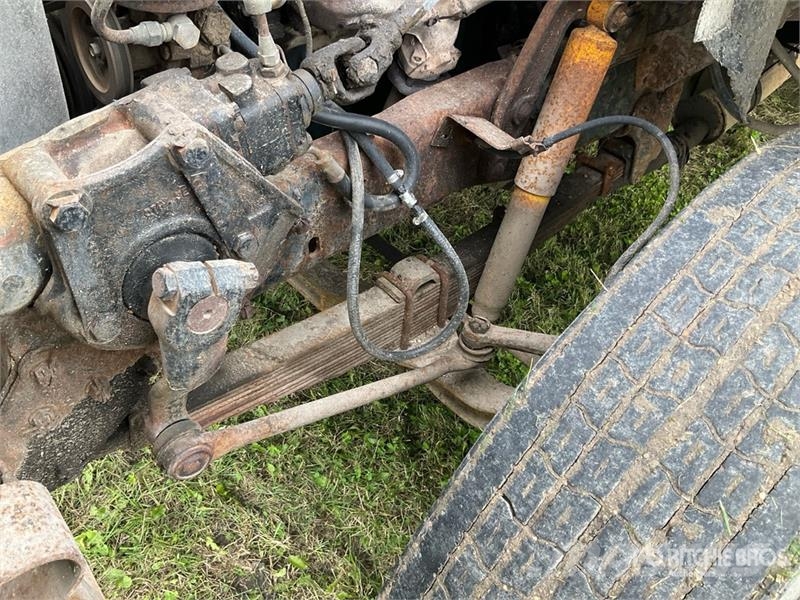 Ford 750 6x4 Grain Truck Farm / grain trucks