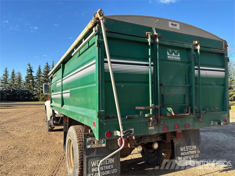 Ford 800 4x2 Grain Truck зерновозы