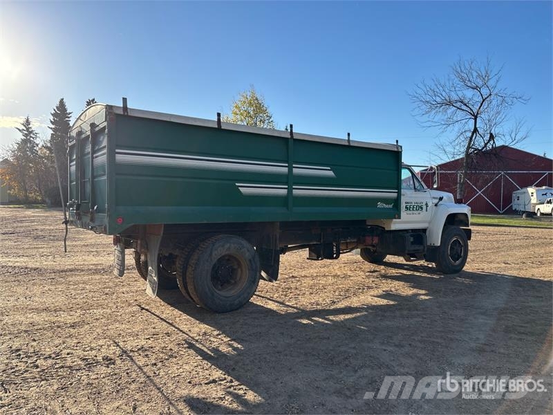 Ford 800 4x2 Grain Truck зерновозы