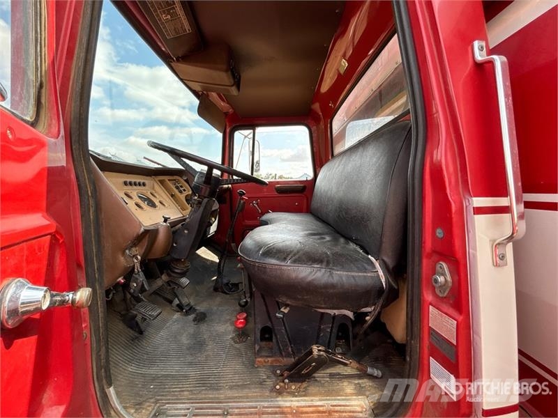 Ford 800 6x2 Grain Truck 农用/粮食运输车