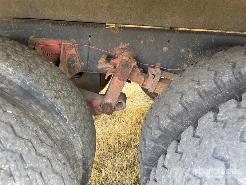 Ford 800 6x2 Grain Truck 农用/粮食运输车