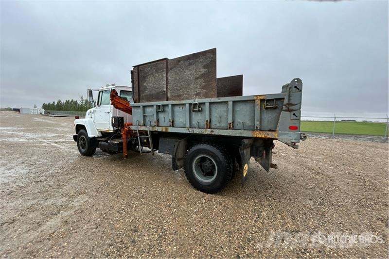 Ford 8000 Kranbil