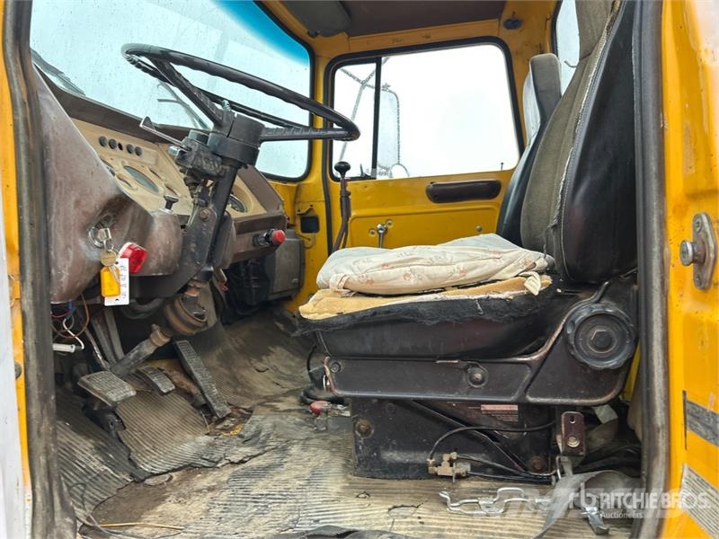 Ford 8000 Kranbil