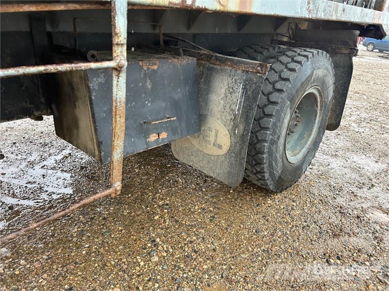 Ford 8000 Kranbil